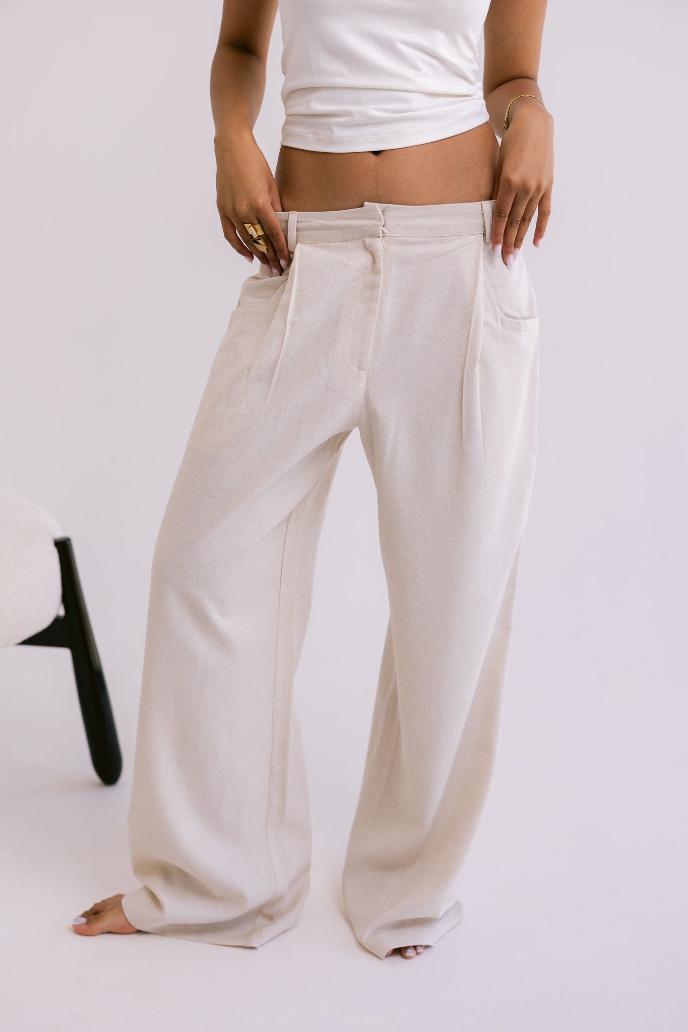 Flowing Linen Trousers - Beige